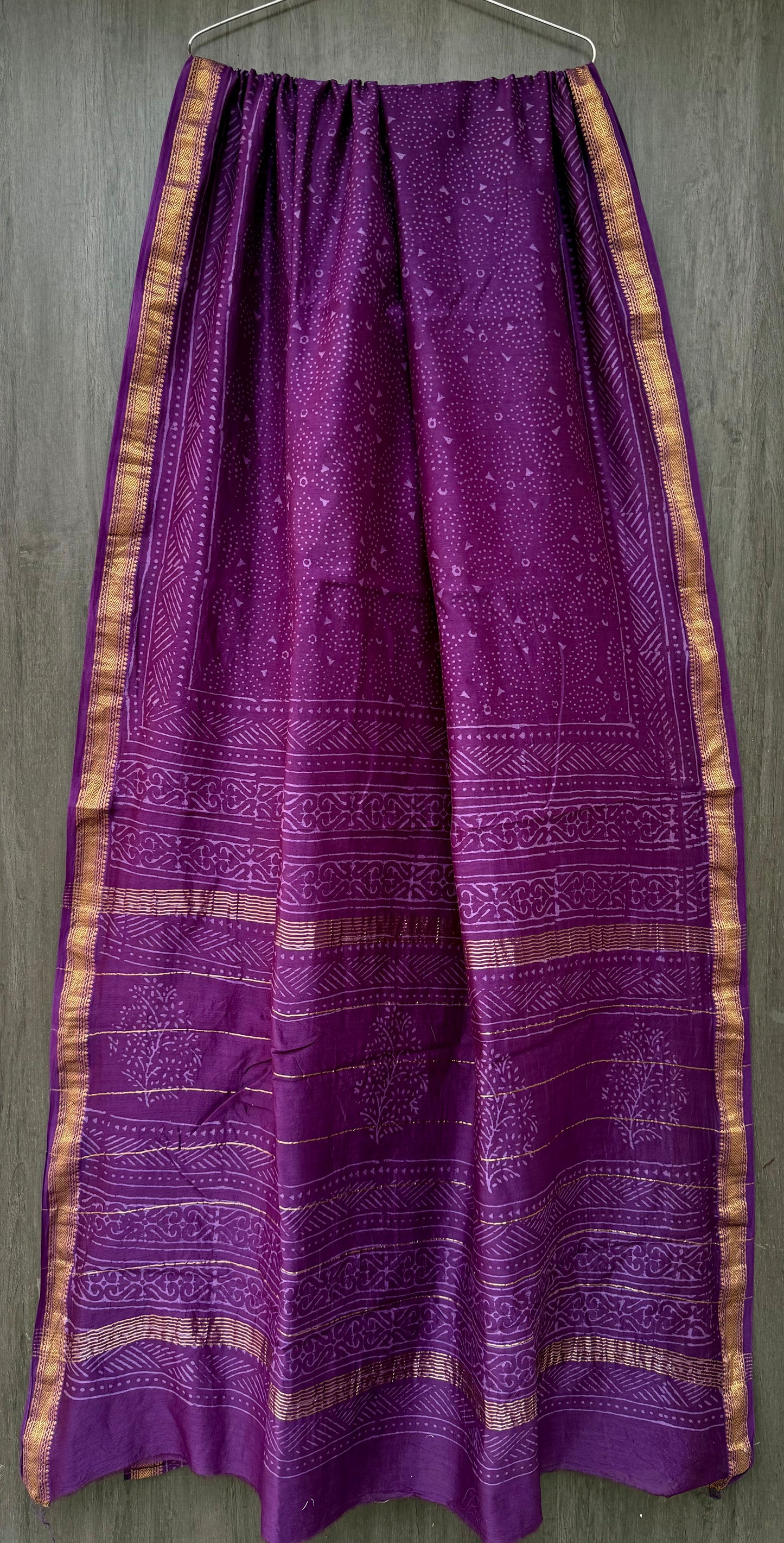 “Rajnigandha – The Royal Violet Maheshwari”