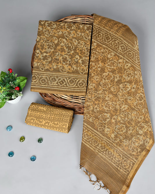 Sunehri Bageecha – Mustard Dabu Kota Suit Set